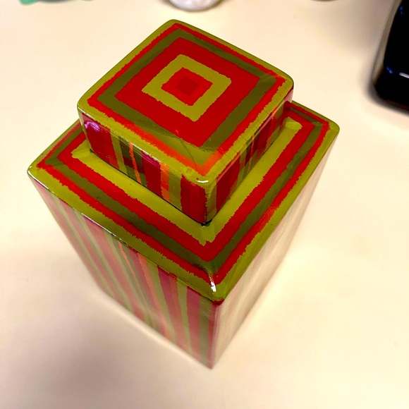 Cindy Crawford Covered Jar Decor - Picture 2 of 8